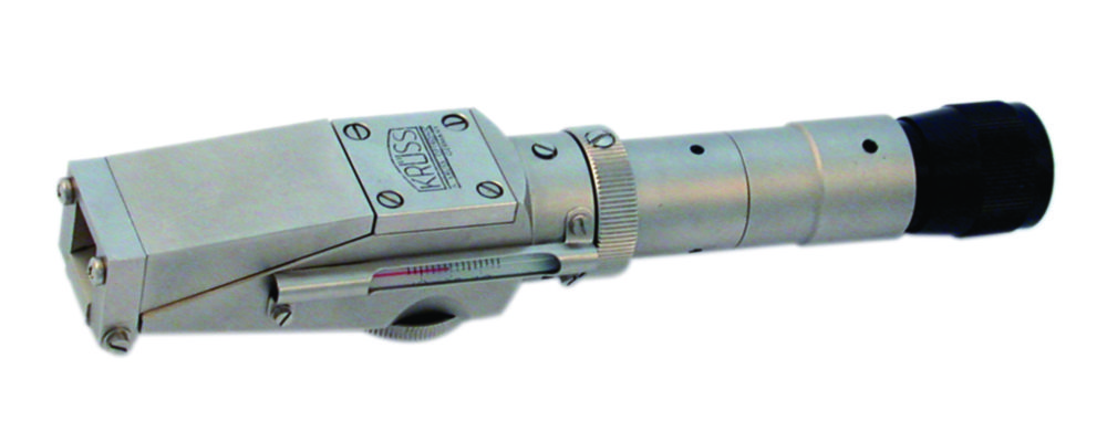 Manual hand-held refractometers